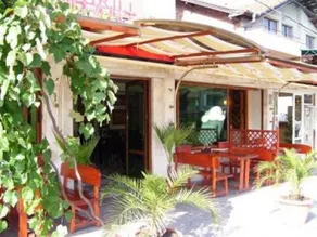 Hotel Laguna - Image 3