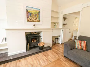 Cottage avec jacuzzi et jardin - Image 4