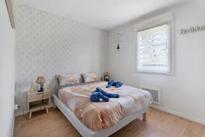 Holiday apartment with terrace - Image 4