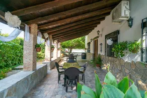 House with garden, terrace & private pool - Image 5