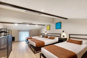 Flat with pool, garden & BBQ - Image 3