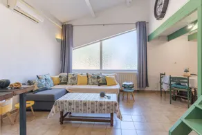 Family-friendly lovely house with pool, terrace & barbeque | Garden view | Pet-friendly - Image 2