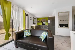 House with terrace & garden - Image 4