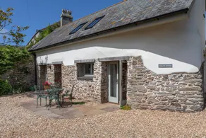 Child-friendly pleasant cottage with terrace & garden | Dogs allowed - Image 3