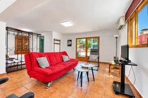 House with terrace, pool & barbeque | Mountain view | Dogs allowed - Image 5