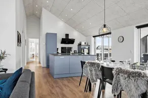Fully equipped pleasant holiday home with hot tub, terrace & sauna | Pets allowed - Image 5
