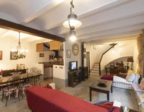 Voll ausgestattetes geräumiges Ferienhaus mit Pool, schnellem Internet und Terrasse | Flussblick | Ideal für Homeoffice - Image 5