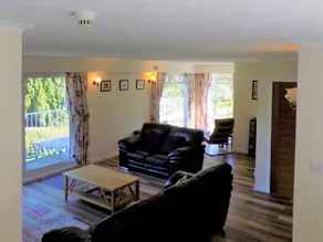 Cottage with garden | Beach view - Image 4