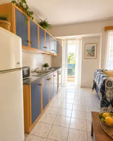 Apartment with terrace & fast internet | Sea view - Image 2