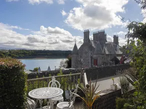 Child-friendly pleasant cottage with garden, hot tub & terrace | Pet-friendly - Image 3