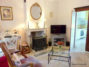Gîte avec barbecue, terrasse et jardin - Image 4