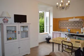 Gite with garden, barbeque & terrace - Image 3