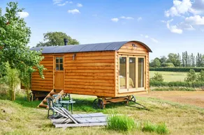 Cottage with garden - Image 3