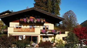 Holiday apartment with garden - Image 2