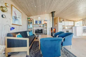 Holiday home with sauna, terrace & BBQ | Sea view - Image 4