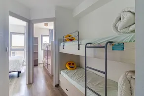 Apartment for 4 people with balcony with seaview - Image 4