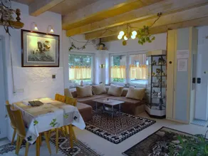 Apartment with pool, barbecue & garden | Garden view - Image 5