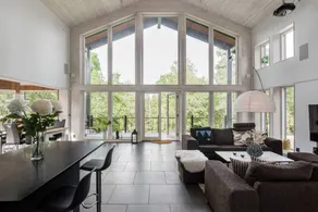 Big holiday home with barbecue, garden & terrace - Image 3