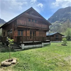 Cosy Chalet in Orlu with Jacuzzi and Mountain View - Image 5