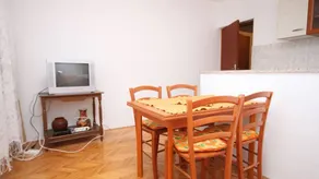Schöne Ferienwohnung mit Grill und Terrasse | Meerblick - Image 2
