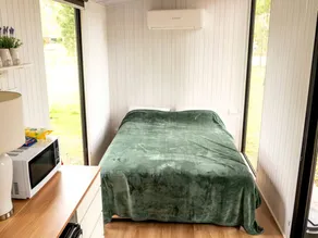 Cozy Pet-Friendly Tiny House with Barbecue and Firepit in Queensland, Australia - Image 5