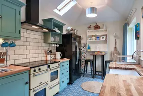 Family-oriented charming holiday home with terrace, garden & barbecue | Close to the beach | Pets allowed - Image 3