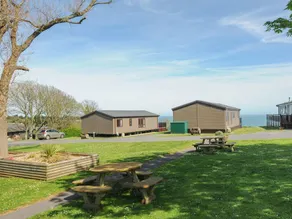 Children-friendly wonderful cottage with pool & garden | Close to the beach - Image 2