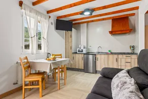 Holiday apartment with terrace, BBQ & garden | Garden view - Image 5