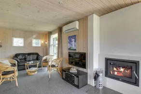 Family-friendly charming holiday home with sauna & terrace | Pets are welcome - Image 5