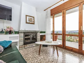 House with terrace, BBQ & private pool - Image 2
