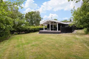 Fully equipped house with terrace, barbecue & sauna | Close to the beach - Image 2