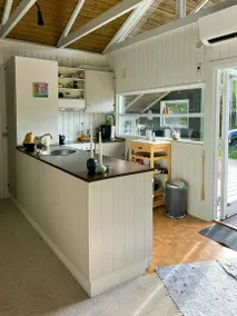 Kalmar house on Fejø near the beach - Image 5