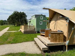 Nice chalet with sauna, terrace & pool - Image 5