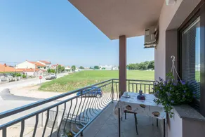 Appartement de vacances avec barbecue et jardin | Vue jardin - Image 3