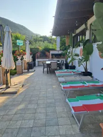 Charmante villa conviviale et familiale avec jardin, barbecue et piscine privée | Vue jardin | Avec animaux admis - Image 4