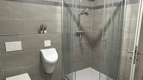Holiday apartment with terrace & pool - Image 4