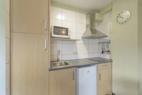 Apartment 'Vall' with Mountain View, Shared Garden and Wi-Fi - Image 5