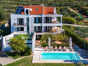 House with pool, terrace & barbecue | Sea view - Image 5