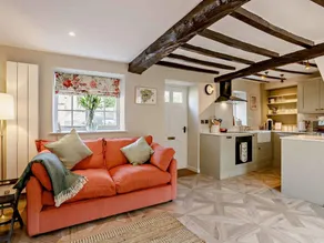 Fully equipped cottage with garden | Pet-friendly - Image 5