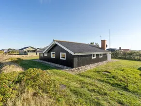Children-friendly nice house with sauna & terrace | Next to the beach - Image 3