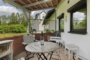 Casa con barbecue, terrazza e piscina | Vista sul giardino | Adatta per il telelavoro - Image 3