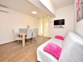 Nice flat with barbeque, garden & terrace - Image 3