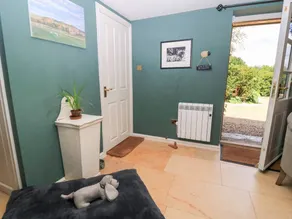 Child-friendly pleasant cottage with garden | Pets allowed - Image 5