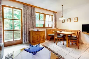 Appartement de vacances avec terrasse, piscine et jardin | Vue montagne - Image 3