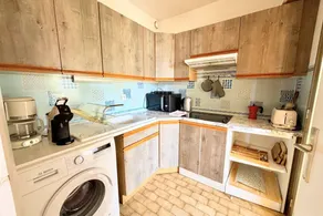 Family-friendly holiday apartment with garden, terrace & pool | Next to the beach - Image 3