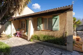 Holiday home with garden, BBQ & terrace | Garden view | Perfect for remote work - Image 2