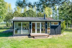 Fully equipped pleasant holiday home with terrace & garden | Dogs allowed - Image 2