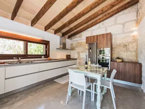 Holiday home with garden, terrace & BBQ | Mountain view - Image 5