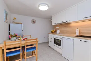 One bedroom apartment near beach Martinšćica, Cres (A-22582-b) - Image 3
