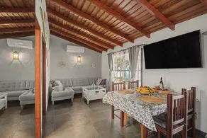Holiday Home 'El Mirador Del Atlántico' with Sea View, Wi-Fi and Air Conditioning - Image 3